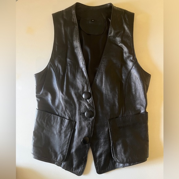 Leather Vest - Picture 4 of 4